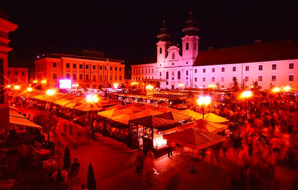 Aurora Premium Home Győr Kültér fotó
